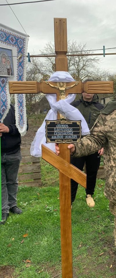 Тата не дочекався маленький син: на Волині попрощалися з Героєм Олександром Морозом