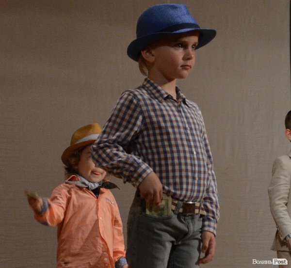 У Луцьку вибирали маленьких принца і принцесу. ФОТО