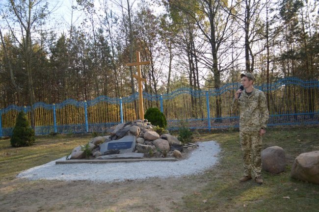 У Ковелі відкрили пам’ятний знак на вшанування загиблих захисників України. ФОТО