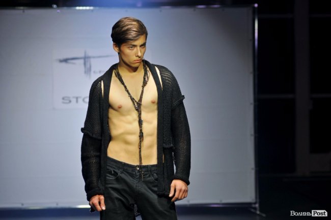 Свято краси і моди: як мийку в Луцьку перетворили на модний подіум