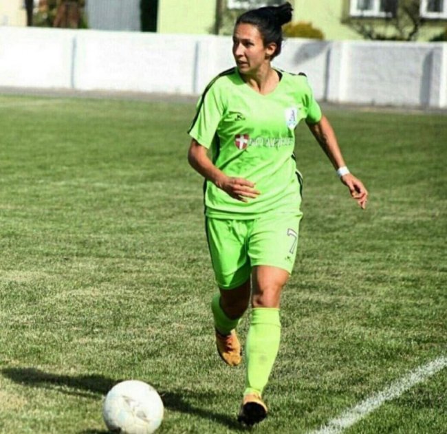 Волинська футболістка потребує коштів на операцію