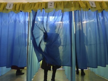 Явка виборців в Україні - 46,62 % 