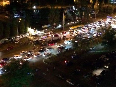 У Києві масове ДТП. ВІДЕО. ФОТО 