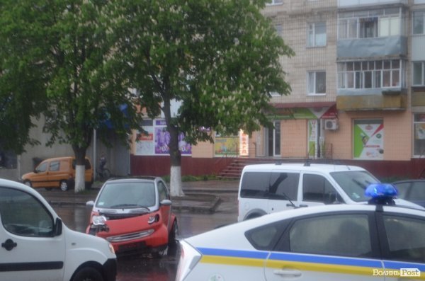 У Луцьку аварія: Smart збив мотоцикліста. ФОТО