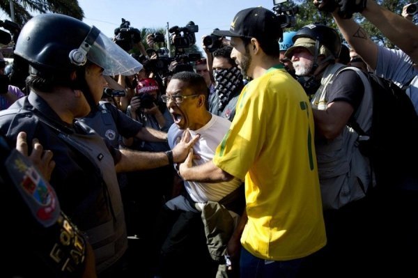 Масові безлади в Бразилії напередодні старту Чемпіонату світу. ФОТО