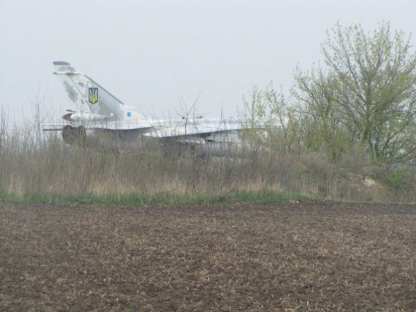 У Луцьку на військовий аеродром перебазували бригаду тактичної авіації. ФОТО