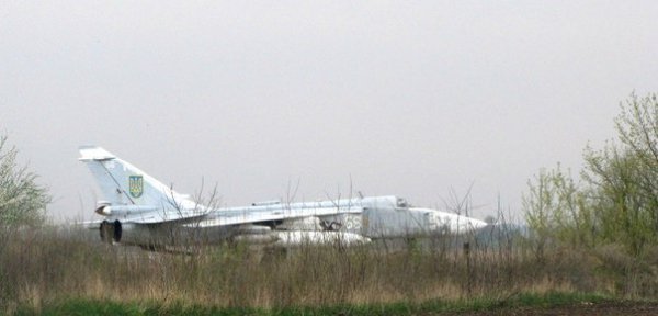 У Луцьку на військовий аеродром перебазували бригаду тактичної авіації. ФОТО