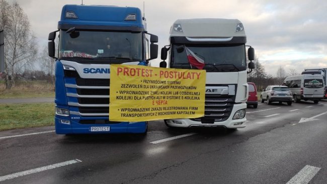 У черзі застрягли цистерни із пальним і гумвантажі: яка ситуація у пункті пропуску «Ягодин - Дорогуськ»