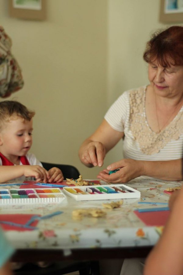 У Луцьку діти ліпили анімаційних персонажів з пластиліну. ФОТО