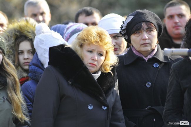 Сотні лучан вшанували пам’ять Героїв Небесної Сотні