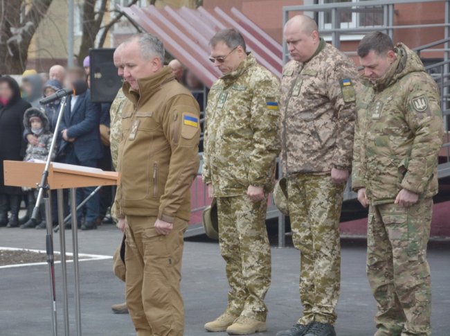 Колеги вшанували капітана СБУ, який загинув у зоні АТО. ФОТО