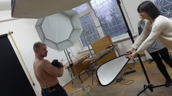 М'язи, тату та котики: у Луцьку створюють «відвертий» календар