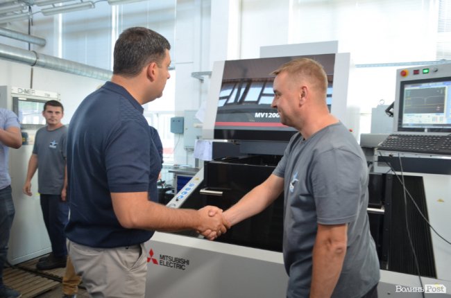 Як Прем’єр-міністр «інспектував» луцький «Мотор». ФОТО