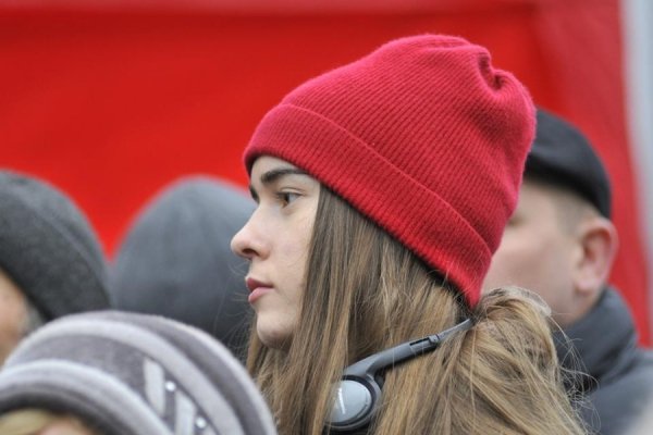 «Сидячий» пікет під прокуратурою Волині. ФОТО