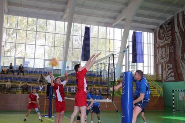 Відбувся Чемпіонат міста з волейболу серед чоловічих команд сезону 2015-2016. ФОТО
