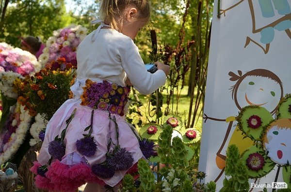 Свято квітів у Луцьку. ФОТО
