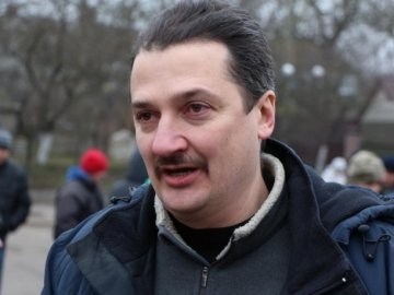 Депутат Волиньради пояснив, чому активісти приходили до головного казначея