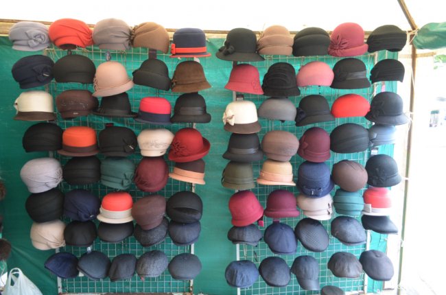 Місце для вигідного шопінгу: у Луцьку відкрився Харківський ярмарок*