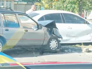 У Луцьку на Кравчука – ДТП за участю двох авто