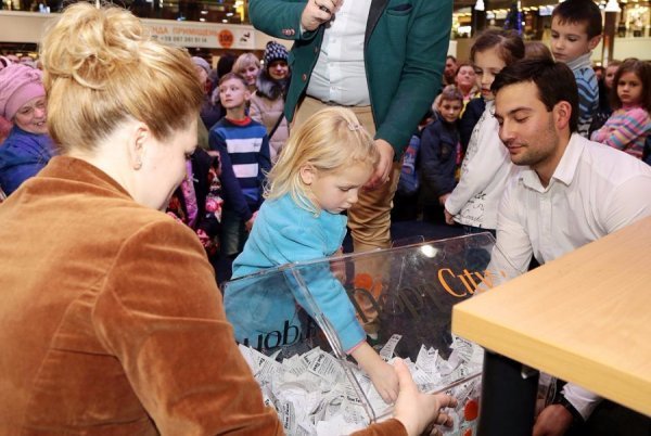 У Луцьку відбувся розіграш IPhone7 від ТМ «Забіяка» 