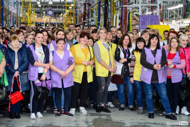 Нагорода – для найкращих: на заводі «Кромберг енд Шуберт» влаштували грандіозне вручення «Оскарів». ФОТО