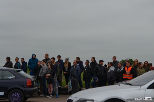 Під Луцьком визначили переможця з дрег-рейсінгу. ФОТО