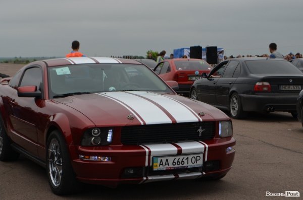 Під Луцьком визначили переможця з дрег-рейсінгу. ФОТО