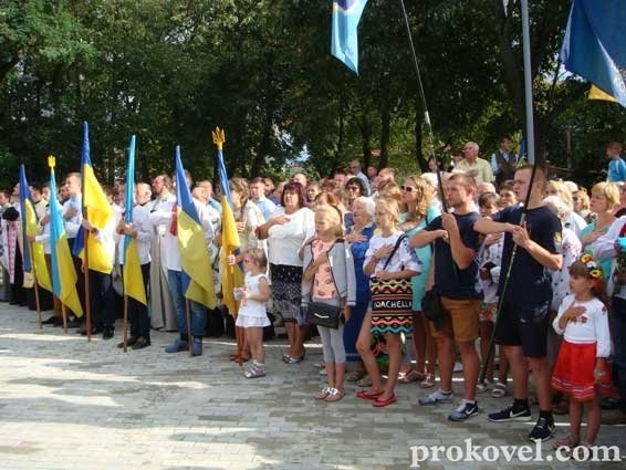 У Ковелі відкрили пам’ятник захисникам України. ФОТО. ВІДЕО