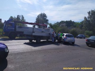 Під Луцьком – аварія: є постраждалі. ФОТО