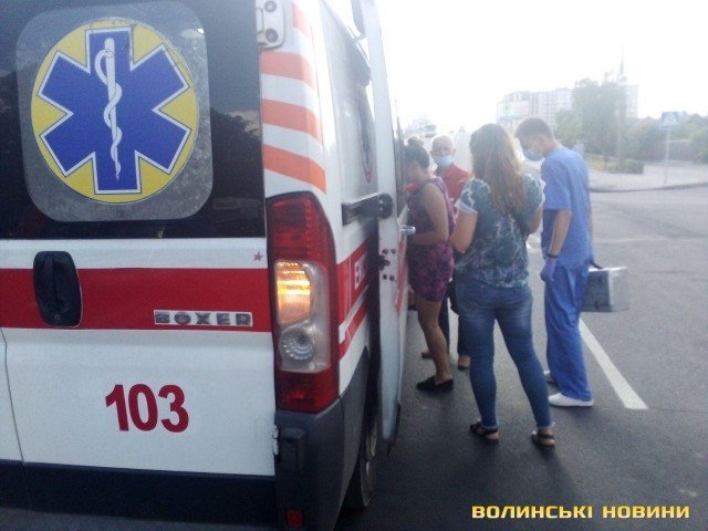 На Рівненській у Луцьку – аварія з потерпілими. ФОТО. ВІДЕО