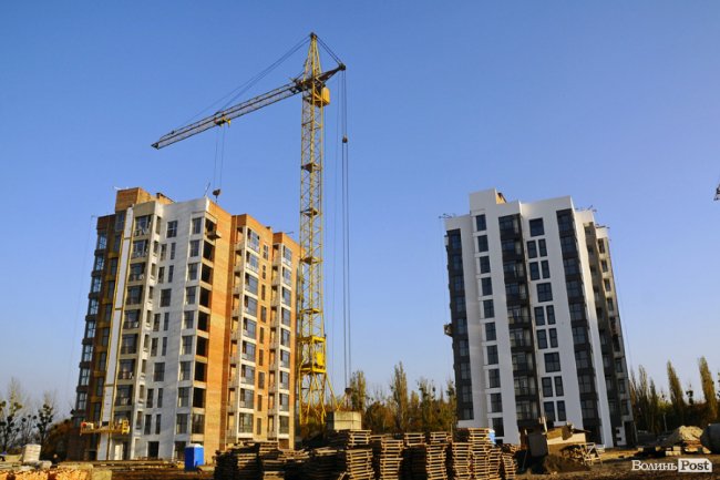 Третій та другий будинок, які здадуть в грудні 