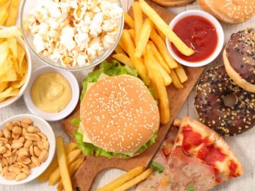 Дієтолог назвала шкідливі продукти при постковідному синдромі