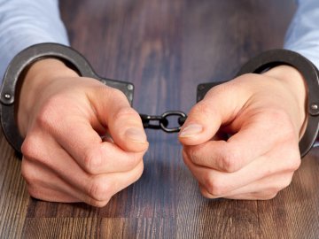 Затримали мерзотника, який намагався зґвалтувати дитину на Волині