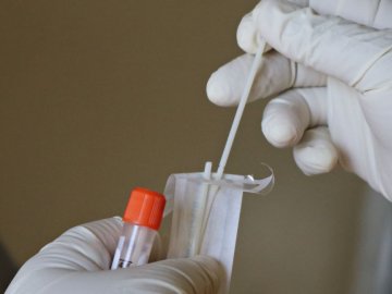 Коронавірус на Волині: за минулу добу – 492 нових випадки, одна людина померла