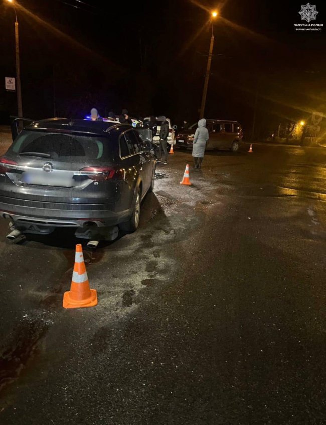 У Луцьку п'яний водій пошкодив відразу три автівки