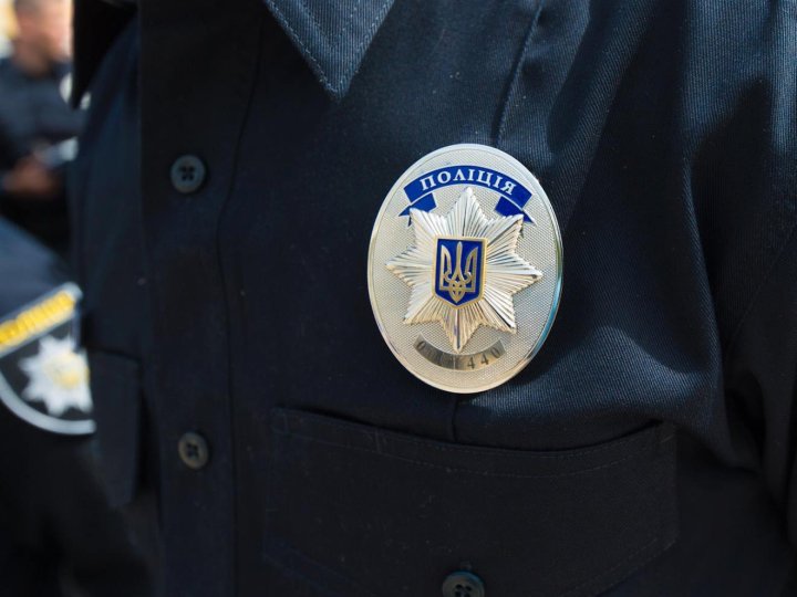 Порізав себе  і втратив багато крові: на Волині поліцейські допомогли підліткові