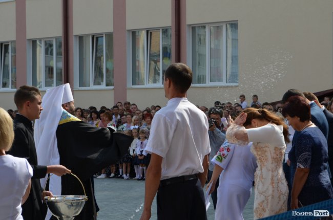 Під гаслом «Вперше»: луцька школа №27 відкрила свої двері. ФОТОРЕПОРТАЖ