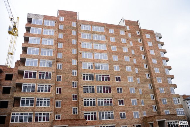 Як у луцькому ЖК «Caramel Residence» будують оселі, де живе затишок. ФОТО*