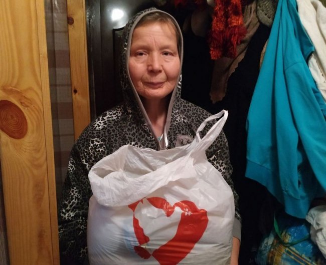 У Ковелі люди з інвалідністю отримали матеріальну допомогу та продуктові набори