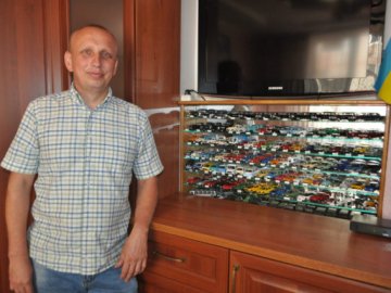 Волинянин зібрав 300 екземплярів колекційних моделей автомобілів