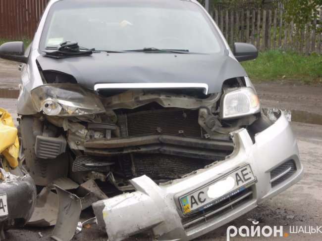 У Шацьку не розминулися легковики