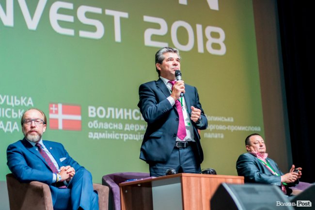 Сотні гостей та офіційні вітання: у Луцьку – міжнародний бізнес-форум. ФОТО