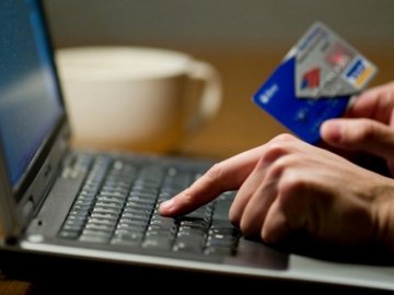 Волинянка стала жертвою інтернет-шахраїв