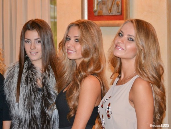 Як дівчата готуються до конкурсу «Міс Принцеса України». ФОТО