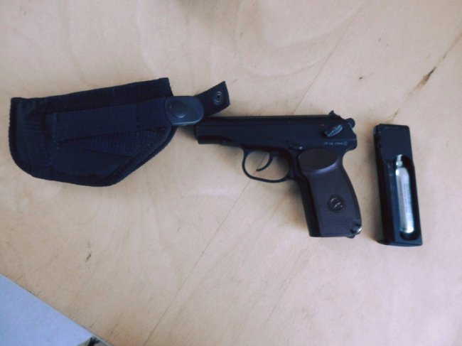 На кордоні з Польщею затримали волинянина з пневматом