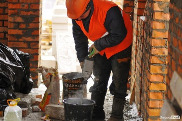 «Супернова»: будівництво набирає обертів*