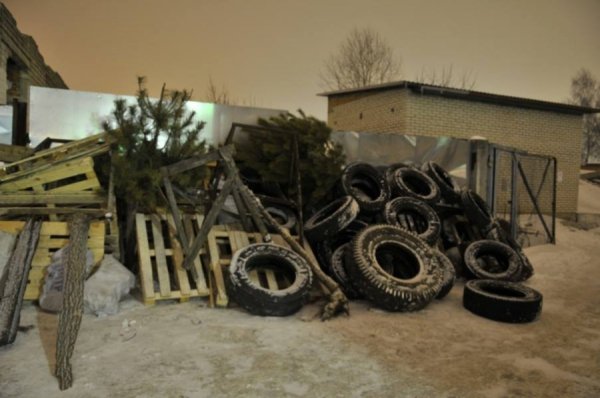 Блокування ВВшників у Луцьку: п'ята ніч. ФОТО