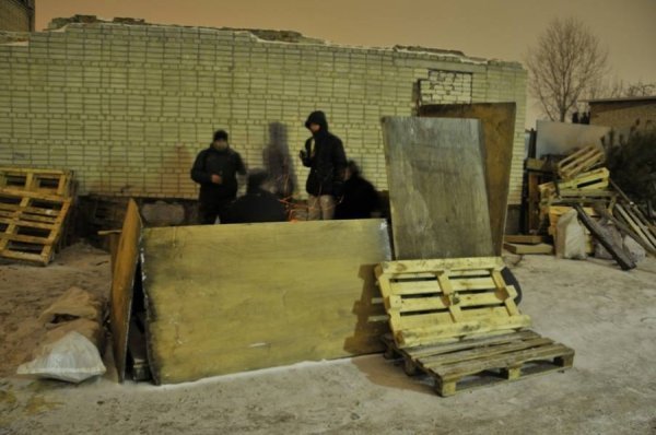 Блокування ВВшників у Луцьку: п'ята ніч. ФОТО