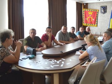 У місті на Волині учасники АТО отримали земельні ділянки. ФОТО