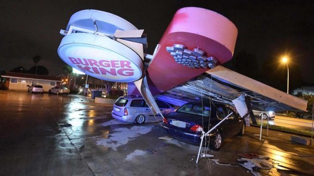 Італію атакував потужний торнадо. ФОТО